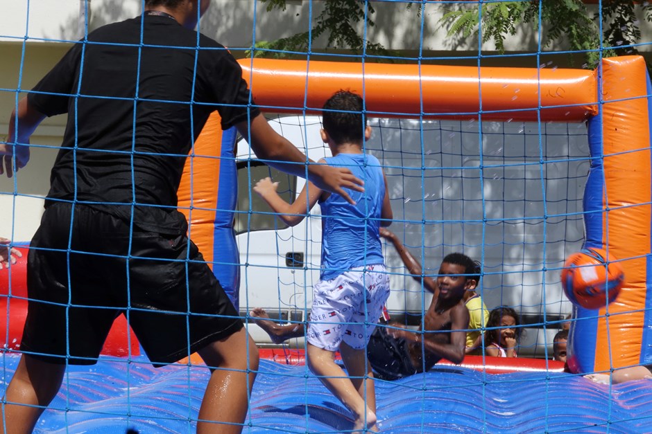 Brincando nas Férias faz a alegria das crianças. Veja programação!