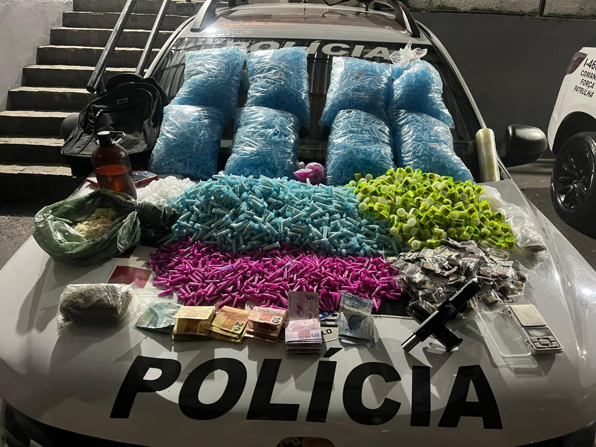 Homem é preso e 2 são investigados por tráfico, em São José dos Campos