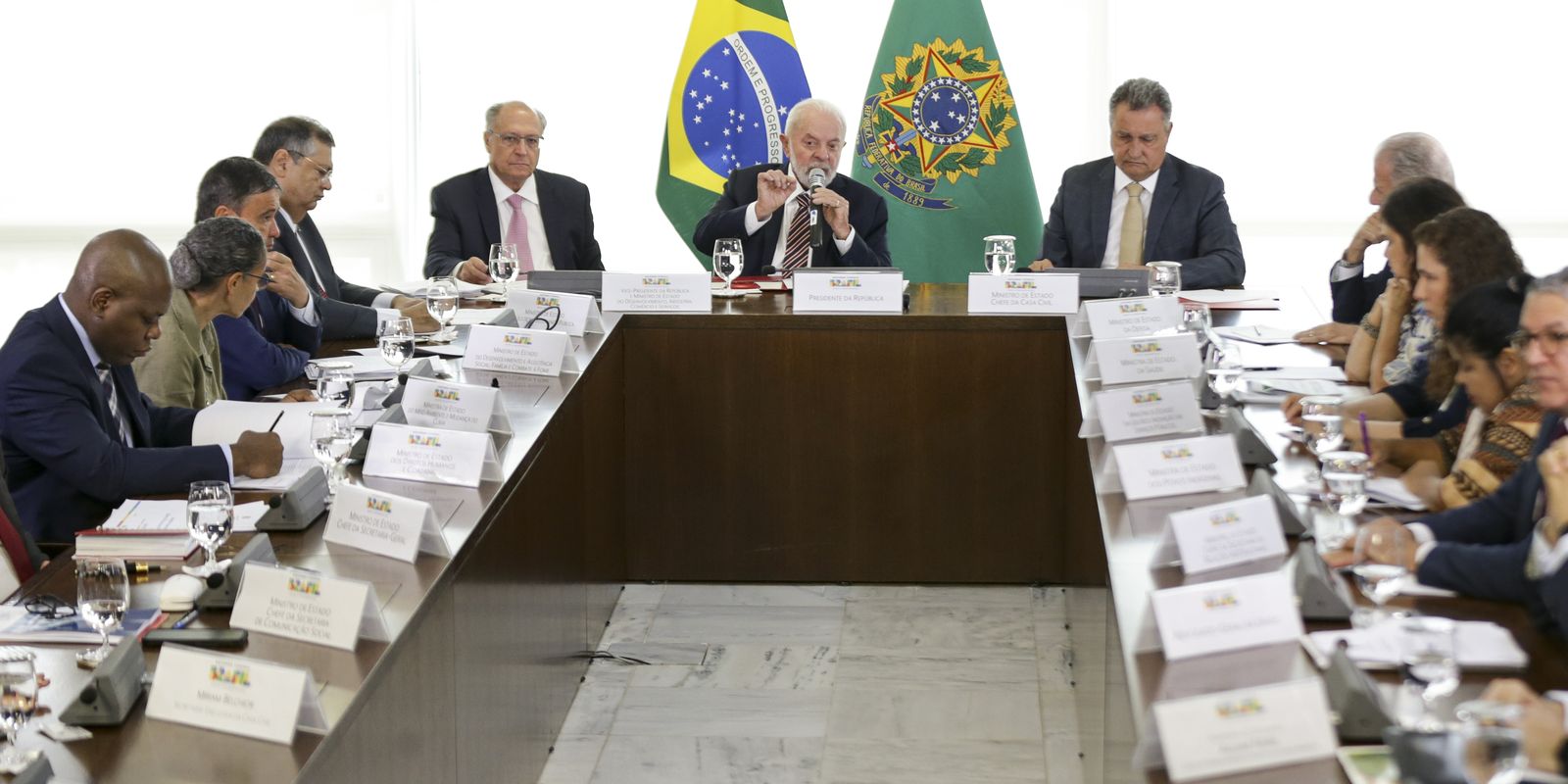 Lula defende uso do poder da máquina pública contra garimpo ilegal – Portal Vale do Paraíba