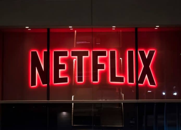 Netflix pode adicionar compras e mais anúncios; entenda