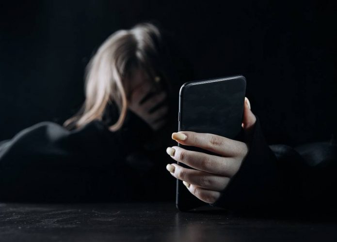bullying e cyberbullying são crimes no Brasil; o que muda?